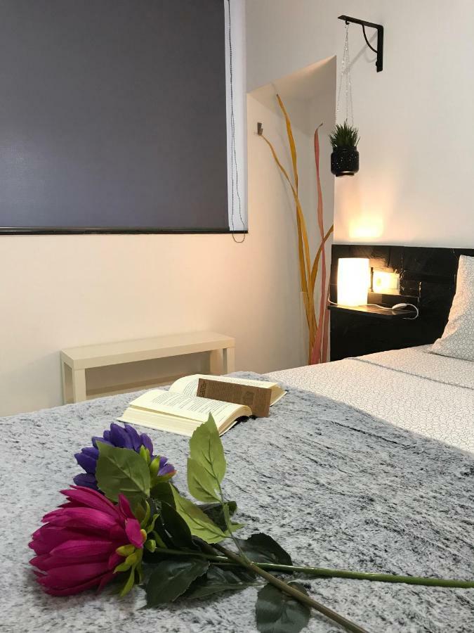 Loft Arco Del Cristo. Apartment Caces Екстериор снимка