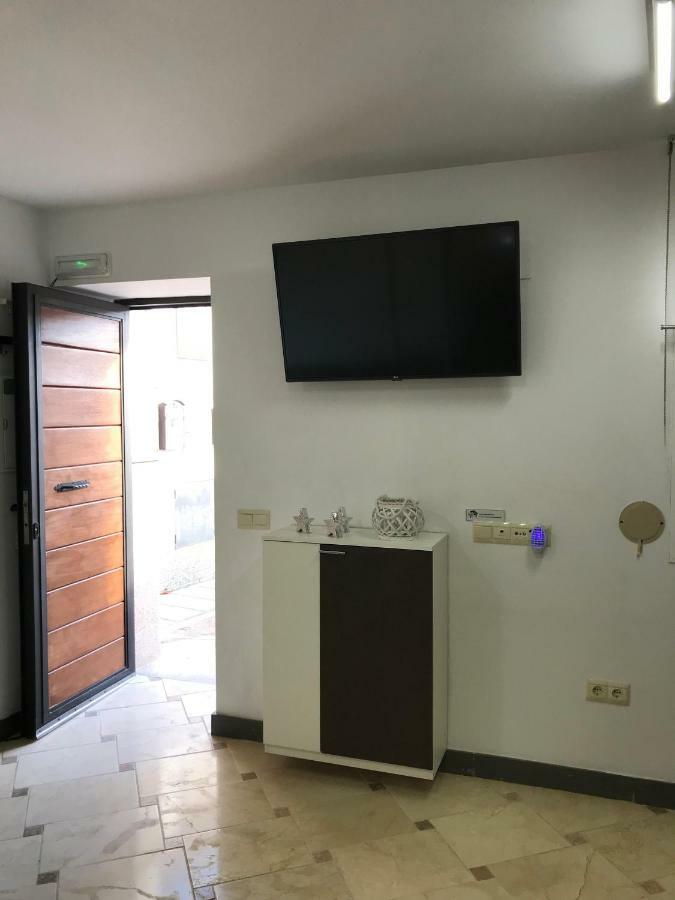 Loft Arco Del Cristo. Apartment Caces Екстериор снимка